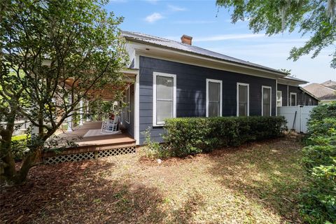 Tiny photo for 605 SE Tuscawilla Avenue, Ocala, FL 34471 (MLS # OM722319)