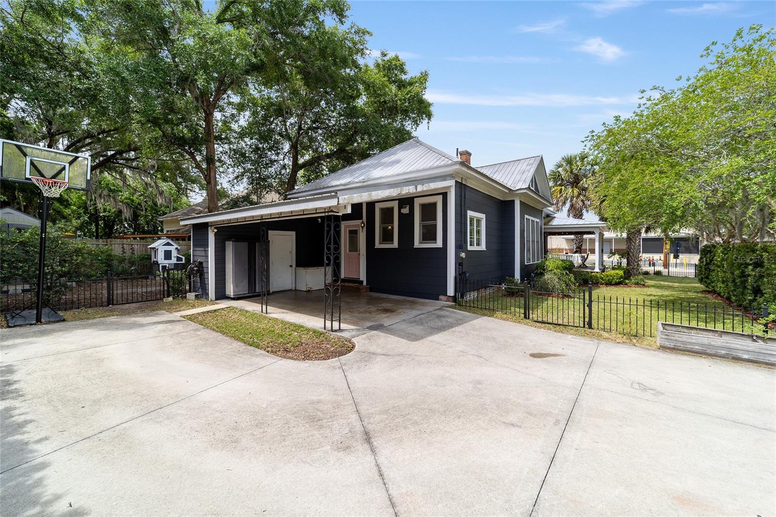 CALDWELLS ADD - Residential