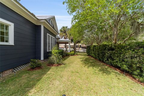 Tiny photo for 605 SE Tuscawilla Avenue, Ocala, FL 34471 (MLS # OM722319)