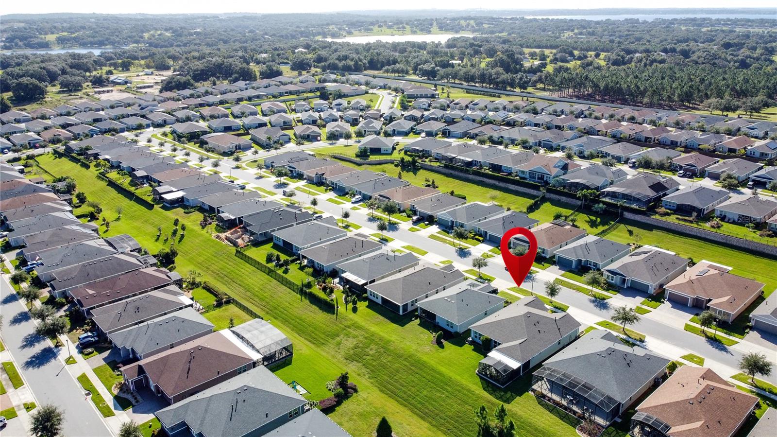 CASCADES OF GROVELAND (TRILOGY) - Residential