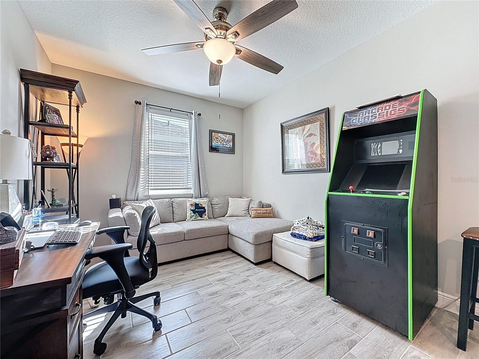 CASCADES OF GROVELAND (TRILOGY) - Residential