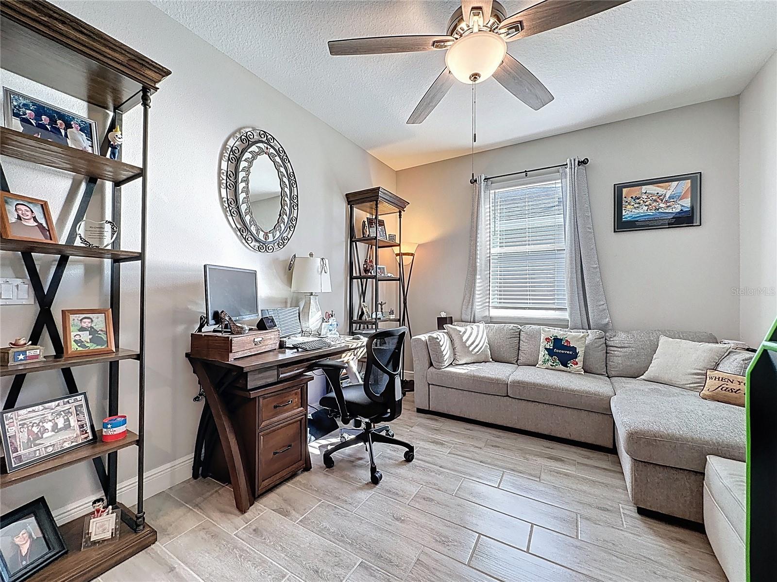 CASCADES OF GROVELAND (TRILOGY) - Residential