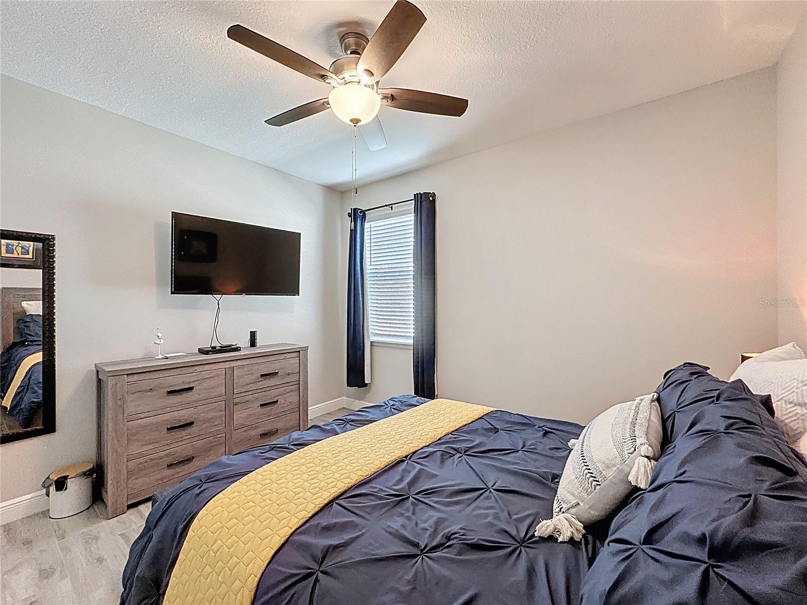 CASCADES OF GROVELAND (TRILOGY) - Residential