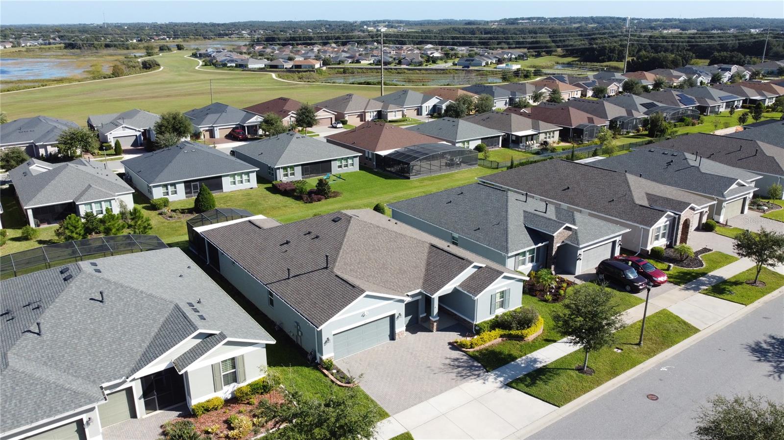 CASCADES OF GROVELAND (TRILOGY) - Residential