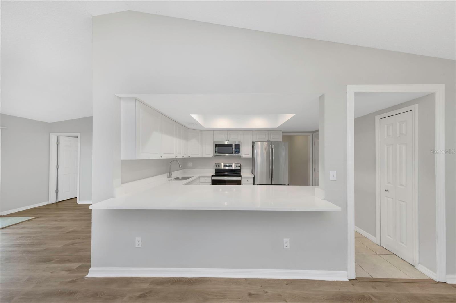 WHISPER LAKE SUB - Residential