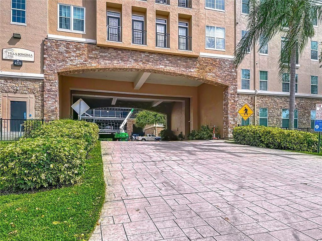 Photo of 4221 W Spruce Street #1319, Tampa, FL 33607 (MLS # TB8427118)