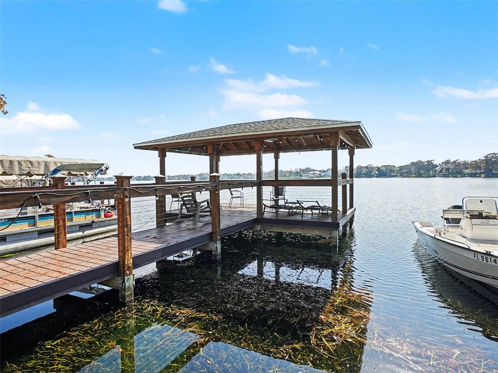 LAKESIDE MANOR APTS CONDO - Residential