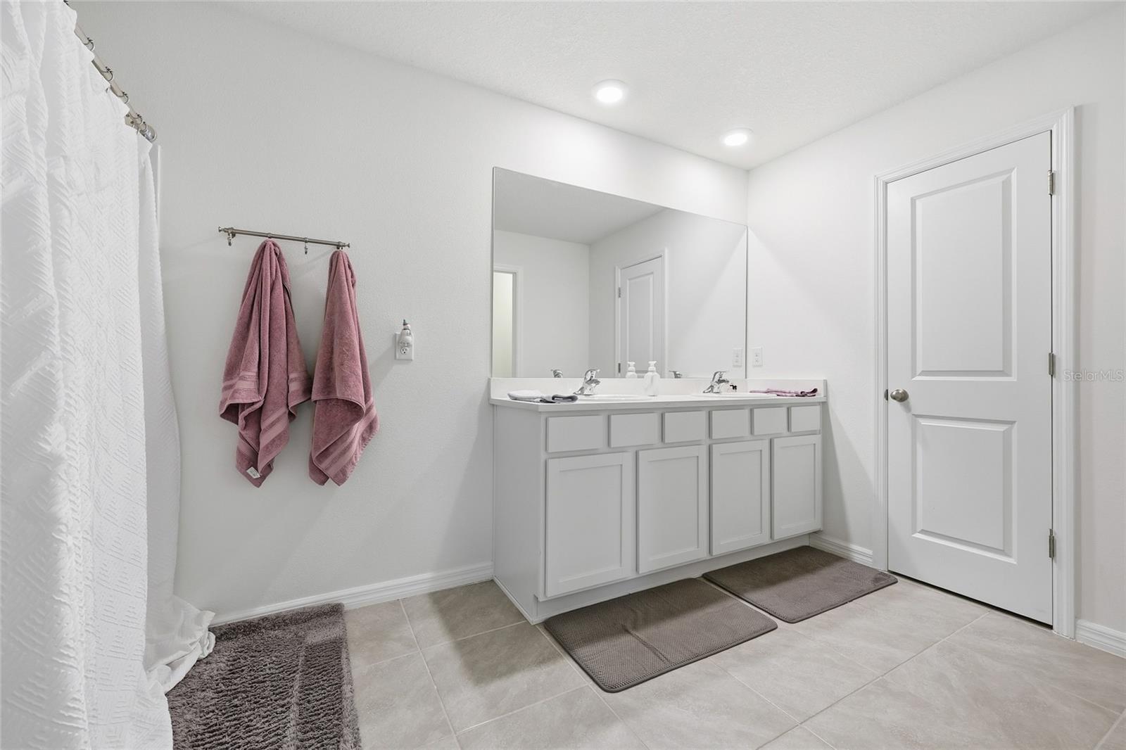 AVALON WOODS PH 3 PB 39 PG 14 - Residential