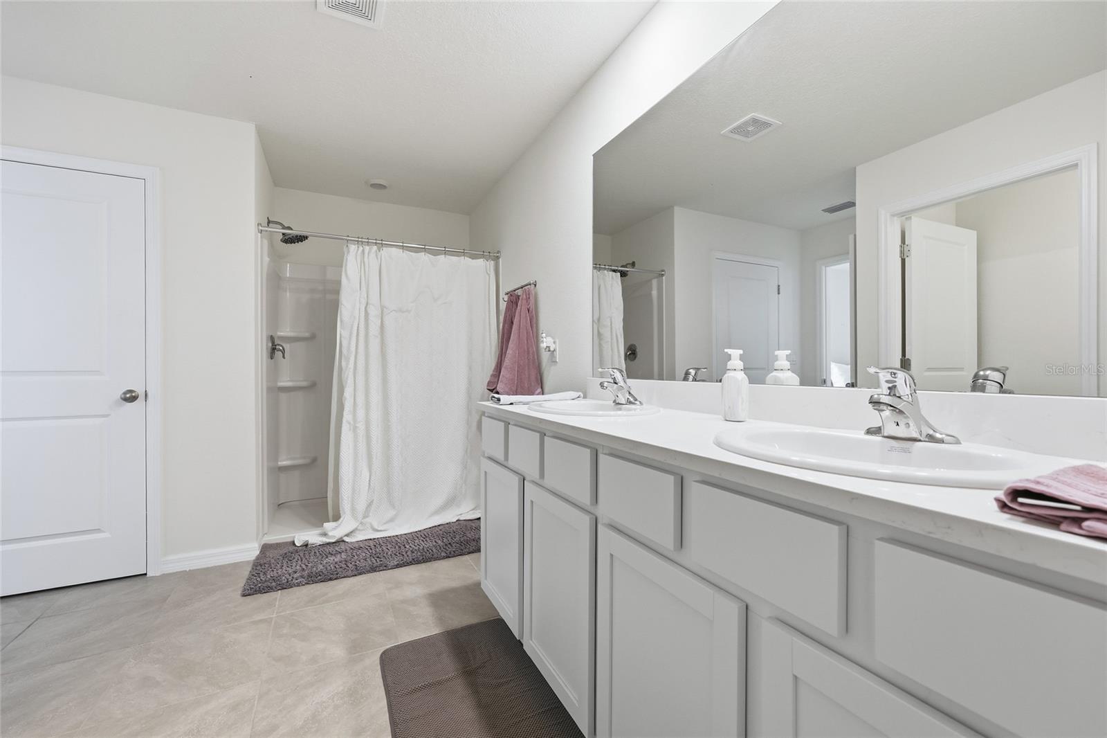 AVALON WOODS PH 3 PB 39 PG 14 - Residential