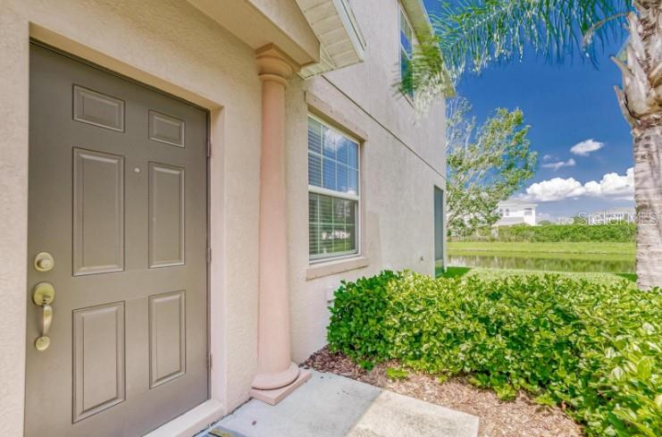 4925 WHITE SANDERLING COURT