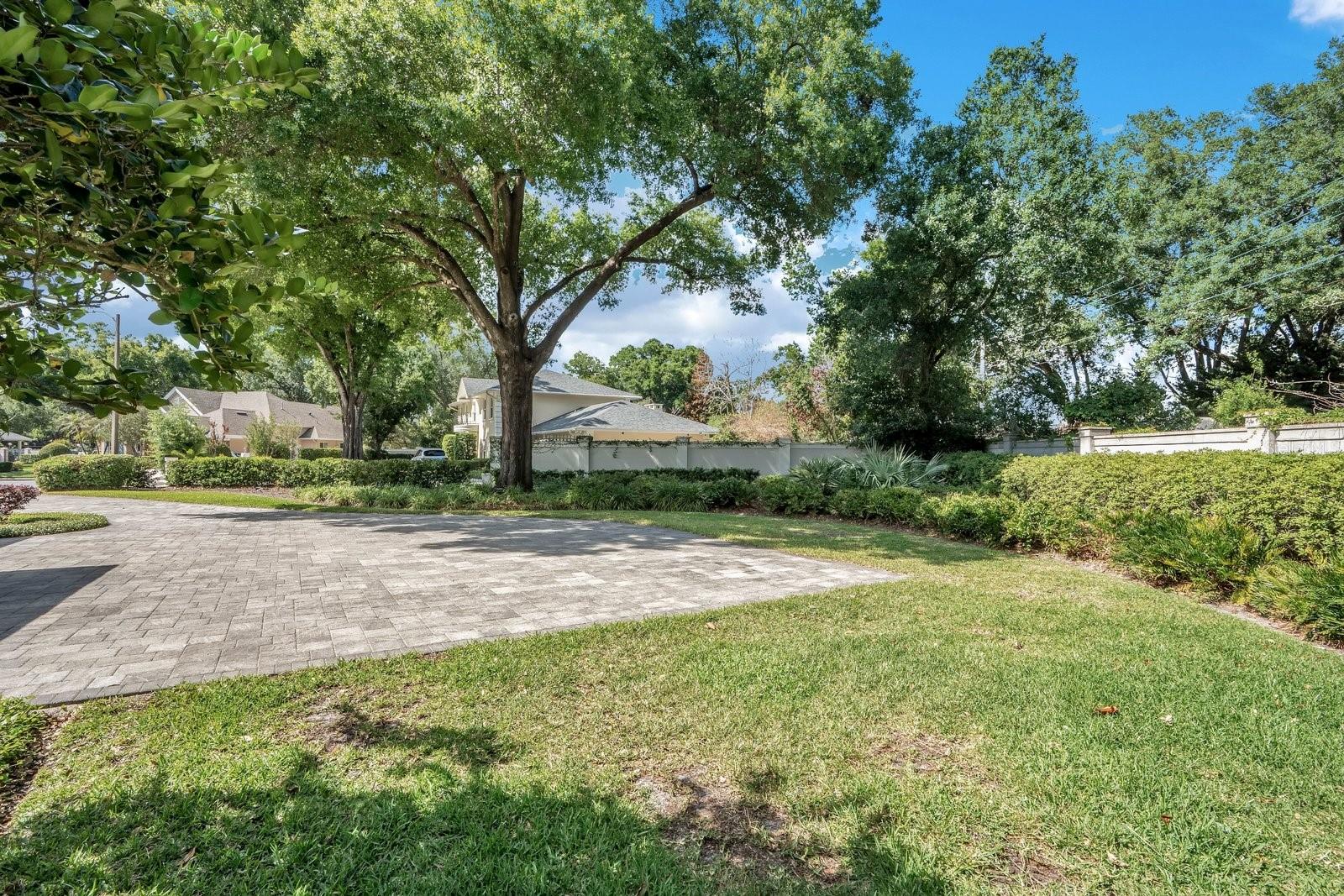 HOLLINGSWORTH OAKS - Residential