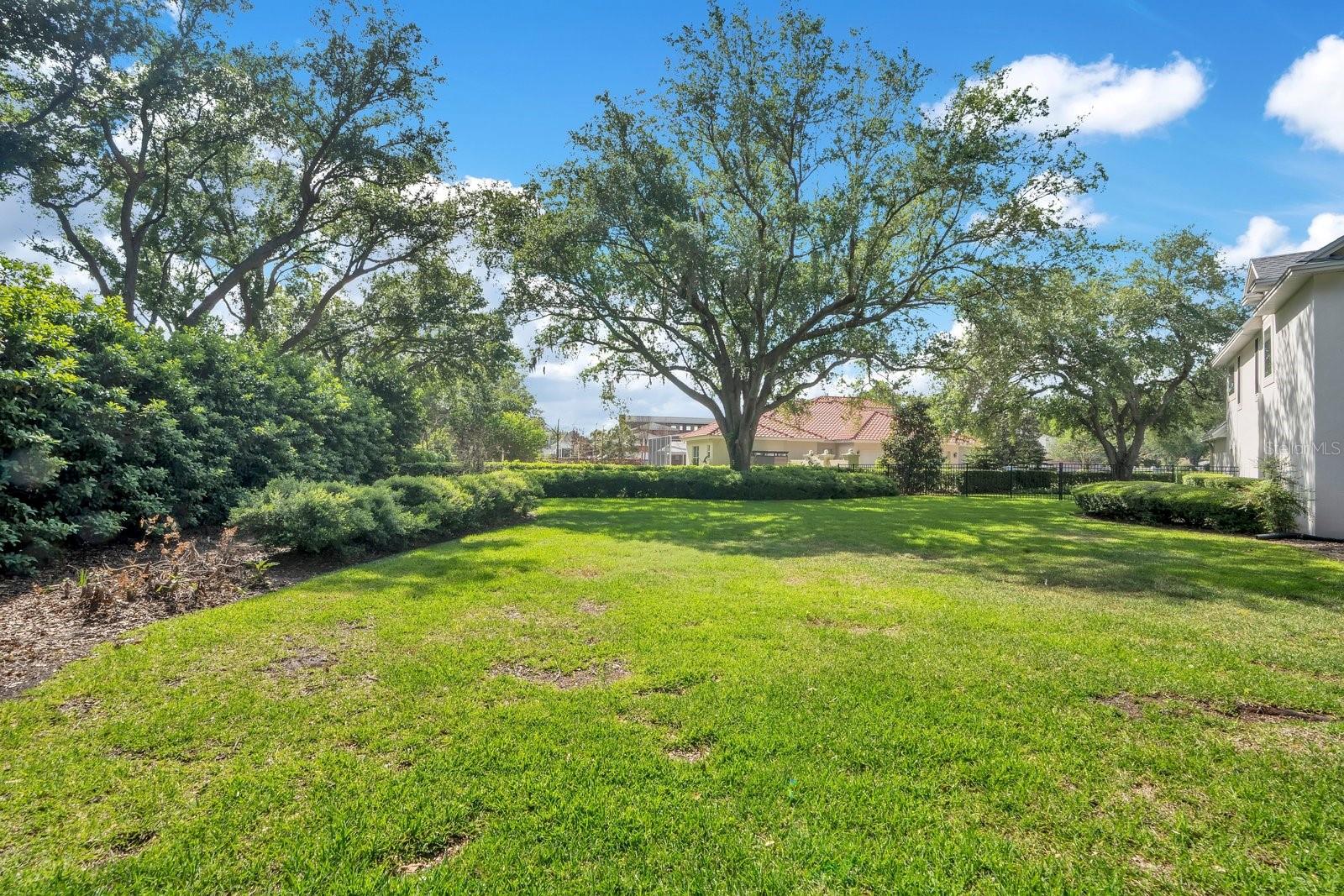 HOLLINGSWORTH OAKS - Residential