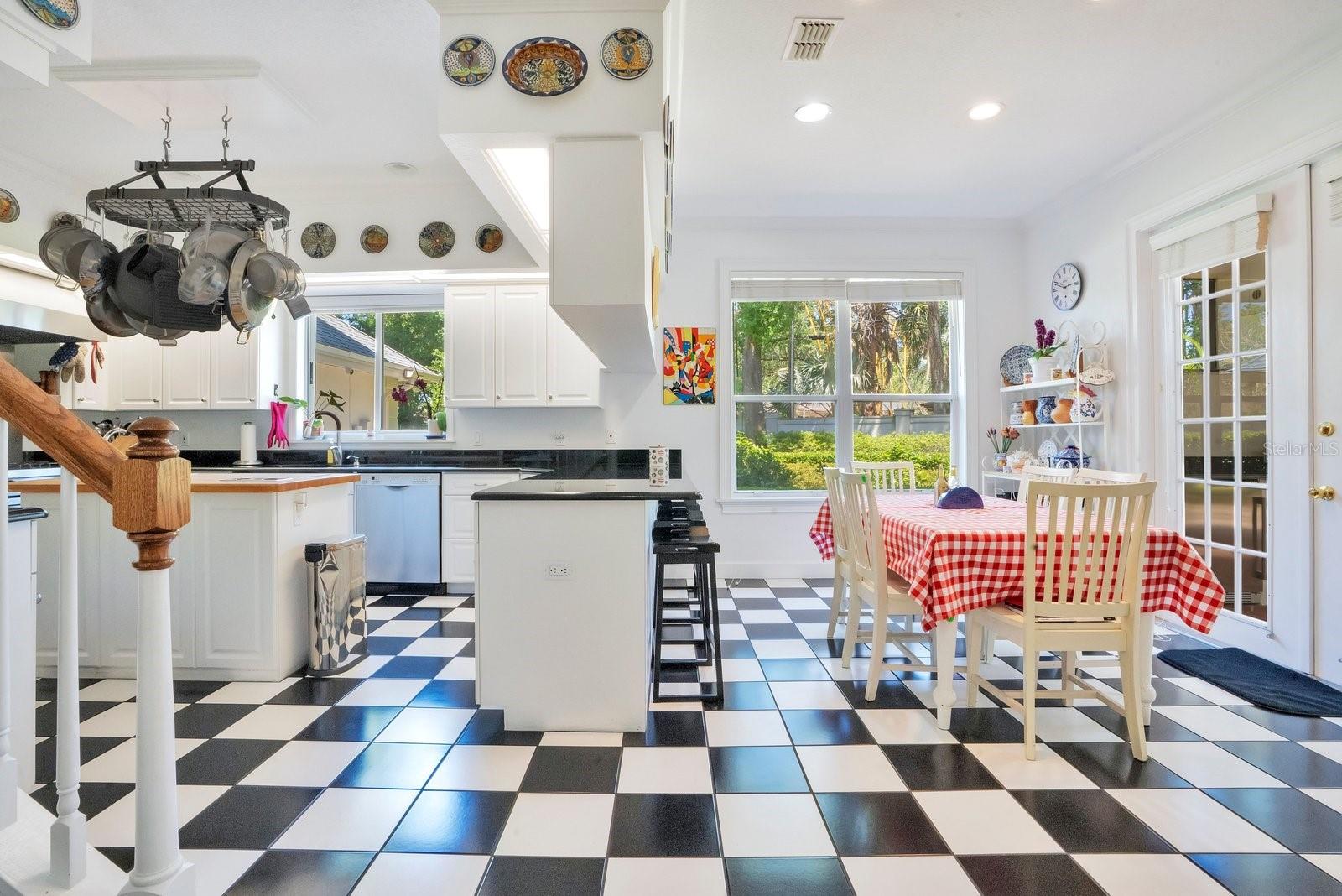 HOLLINGSWORTH OAKS - Residential