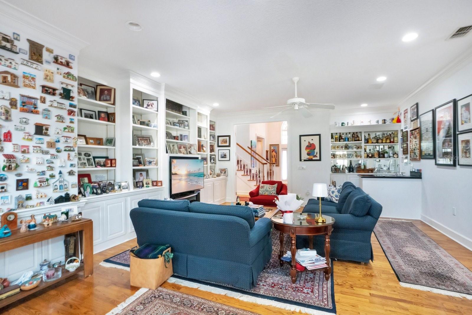 HOLLINGSWORTH OAKS - Residential
