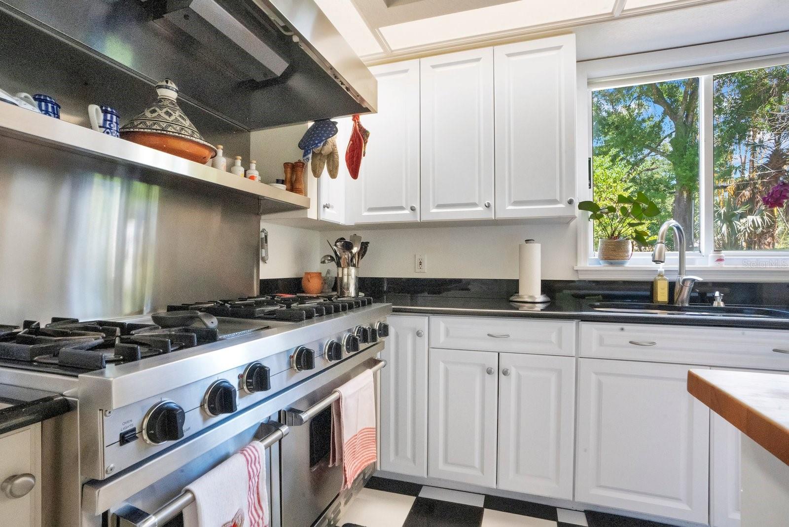 HOLLINGSWORTH OAKS - Residential