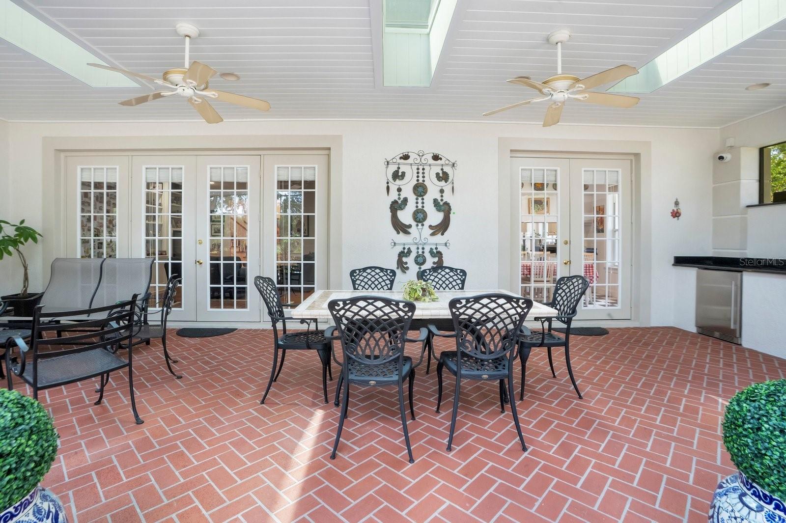 HOLLINGSWORTH OAKS - Residential