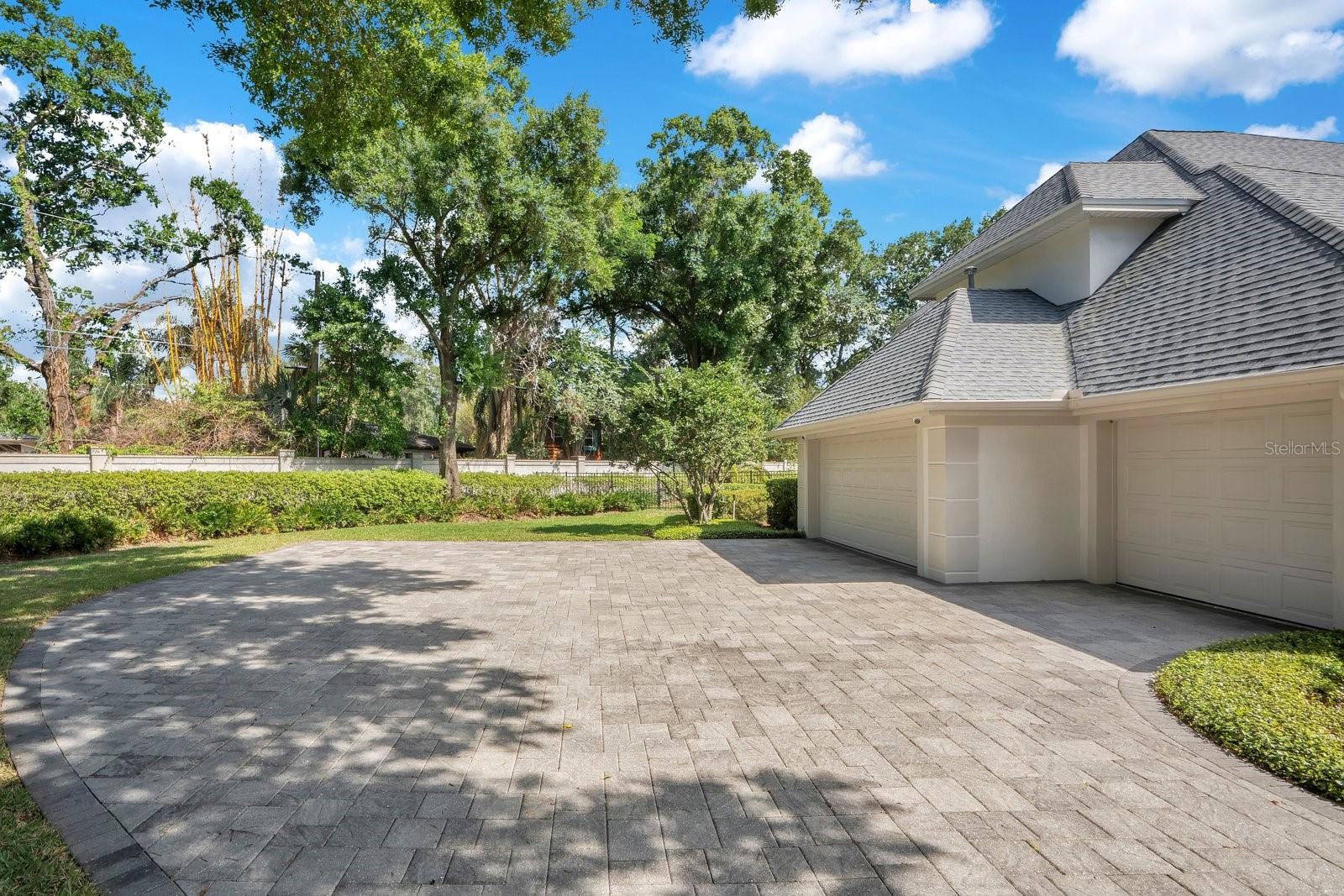 HOLLINGSWORTH OAKS - Residential