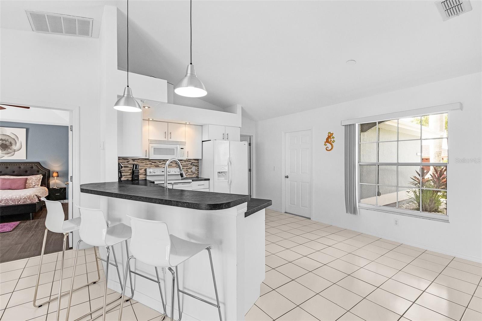 2823 SW 39TH TERRACE