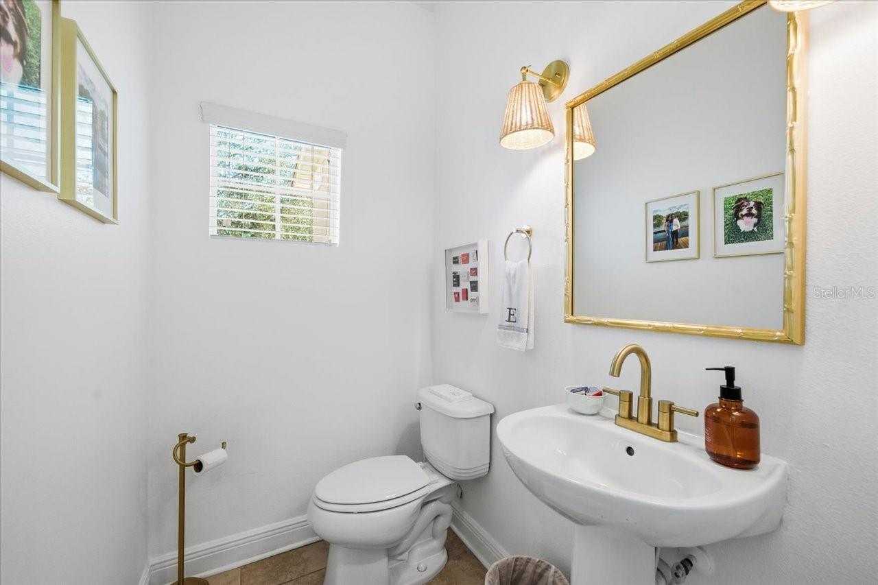 TAMPAS NORTH SIDE CNTRY CL - Residential