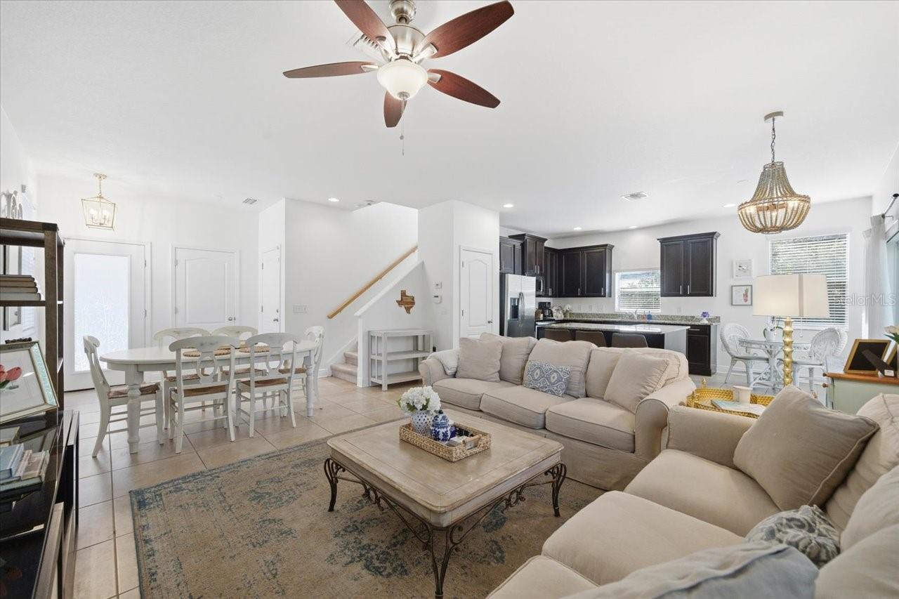 TAMPAS NORTH SIDE CNTRY CL - Residential