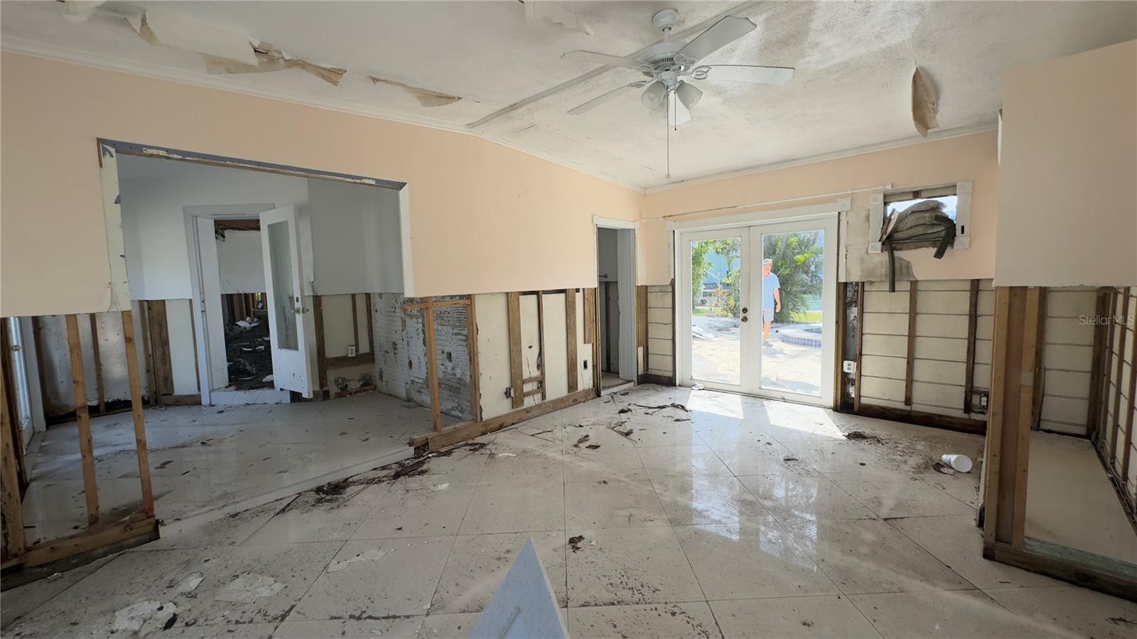 BRIGHTWATER BEACH ESTATES - Residential