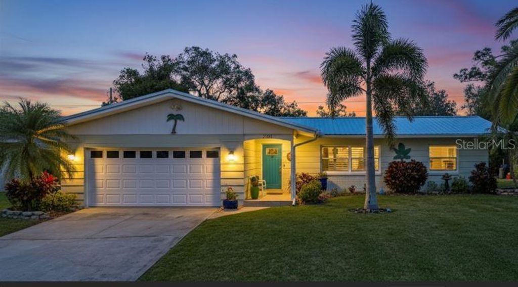 Photo of 2381 Sarazen Drive, Dunedin, FL 34698 (MLS # TB8470587)