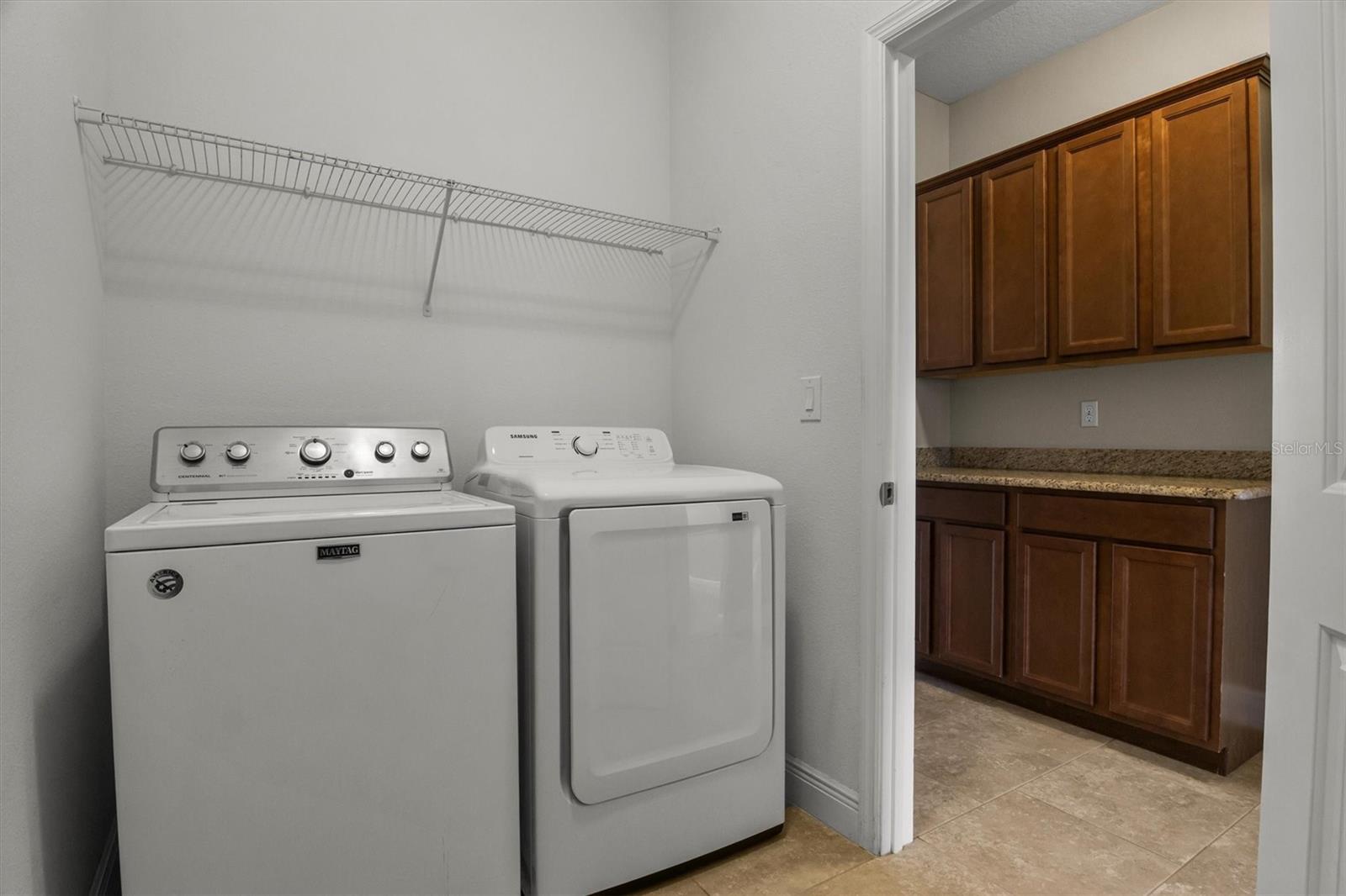 ESTATES AUBURNDALE PH 02 - Residential