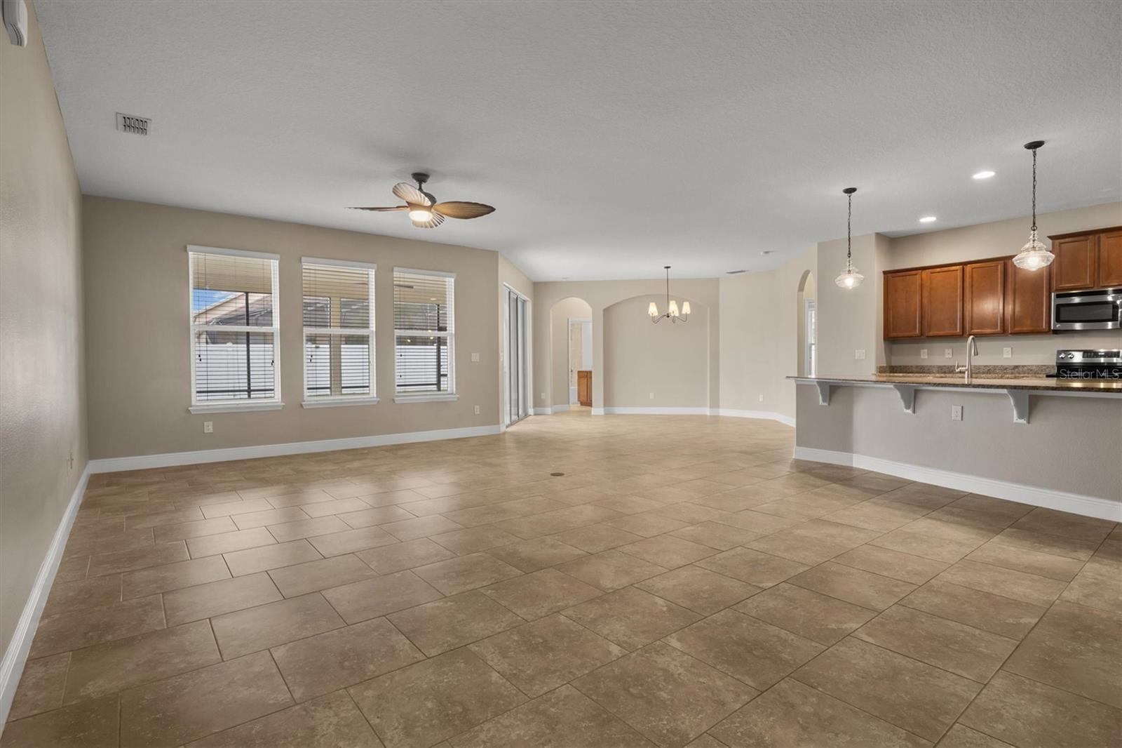 ESTATES AUBURNDALE PH 02 - Residential