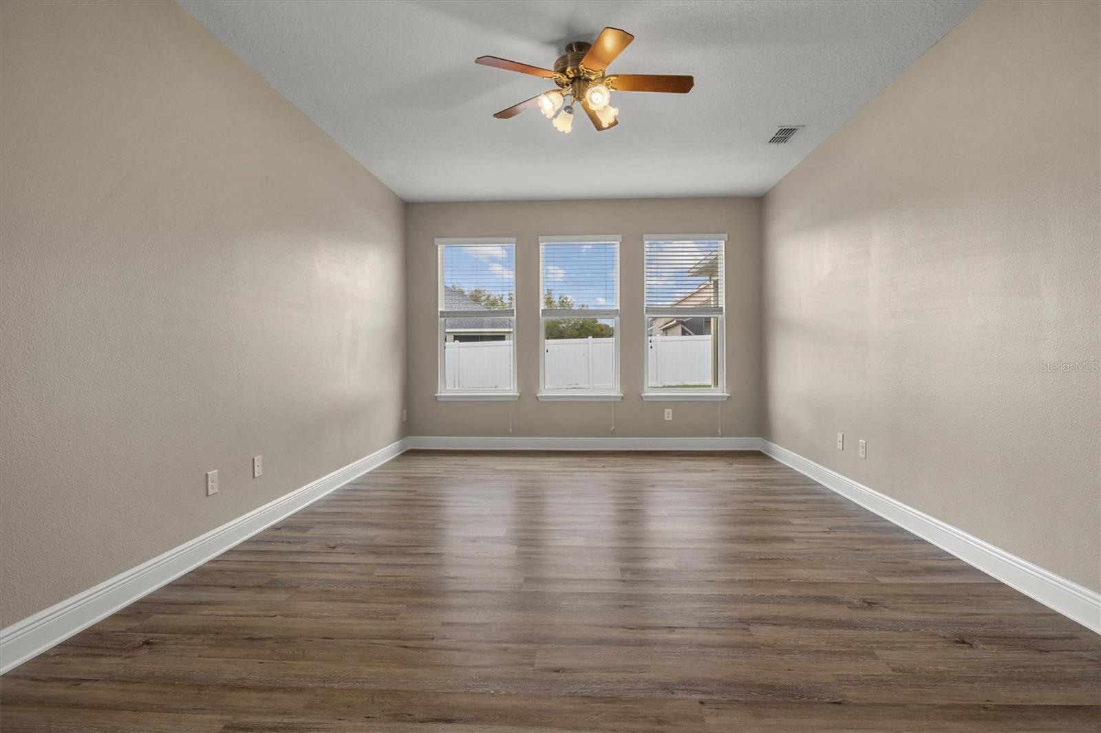 ESTATES AUBURNDALE PH 02 - Residential