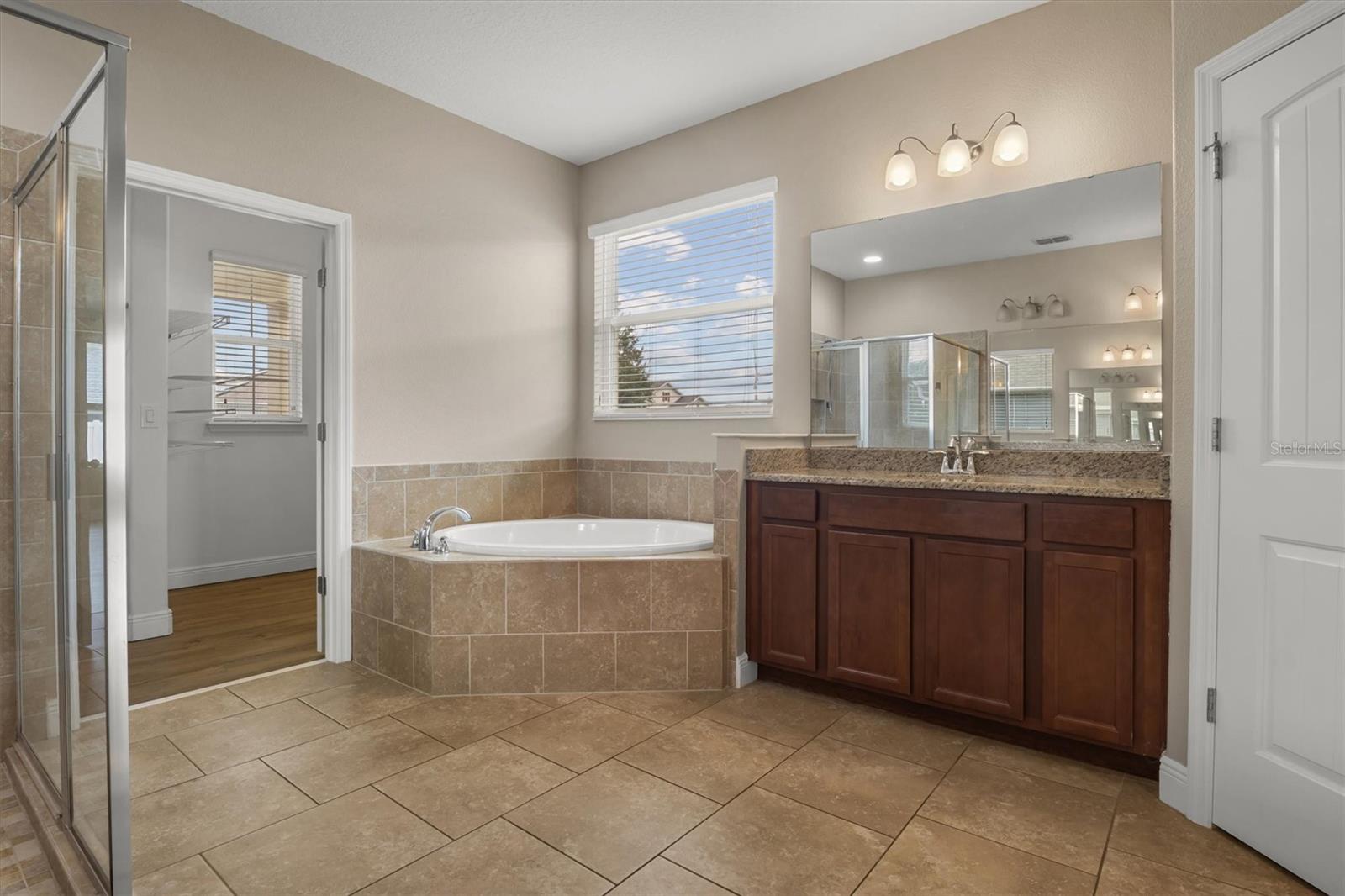 ESTATES AUBURNDALE PH 02 - Residential