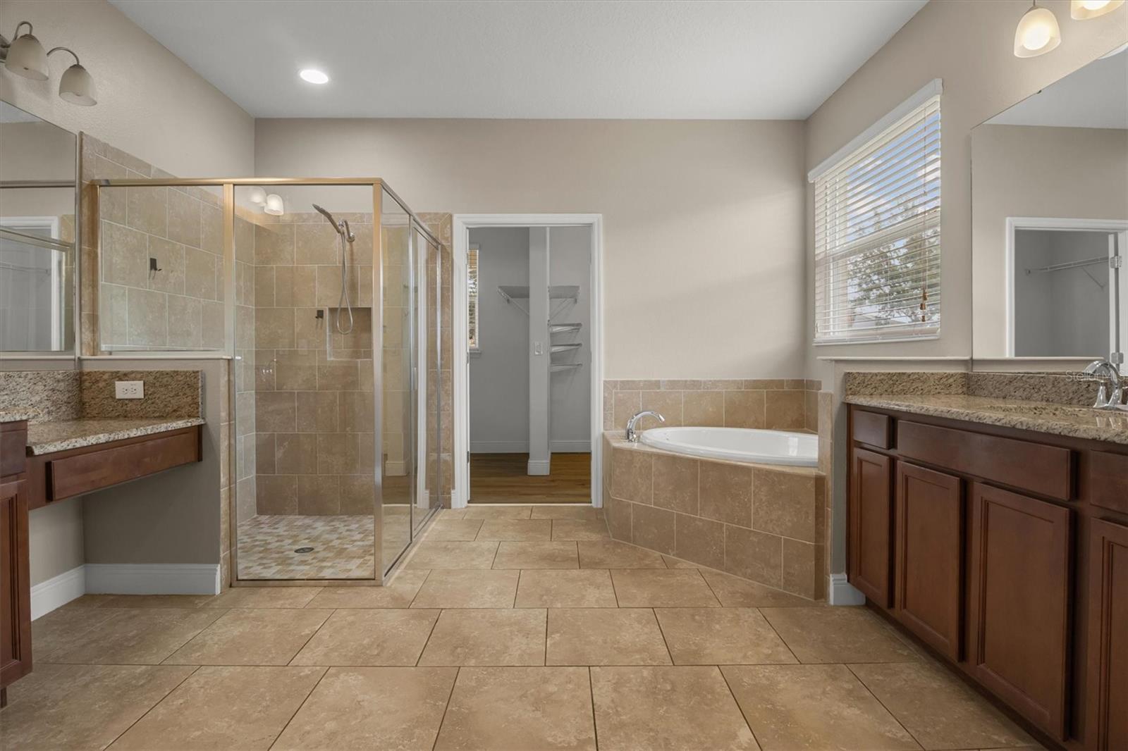 ESTATES AUBURNDALE PH 02 - Residential