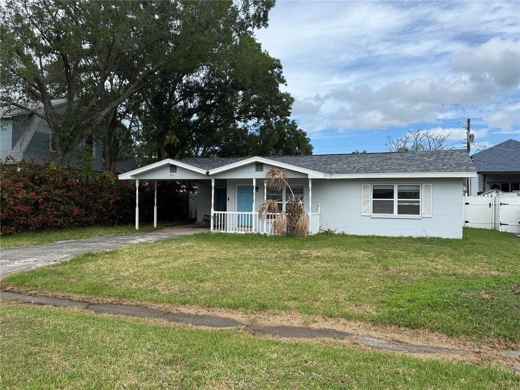 Photo of 321 83rd Avenue NE, St Petersburg, FL 33702 (MLS # TB8554233)