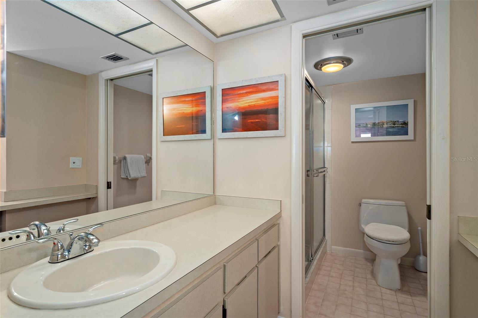 SAND PEBBLE POINTE CONDO 01 AMD 02 - Residential