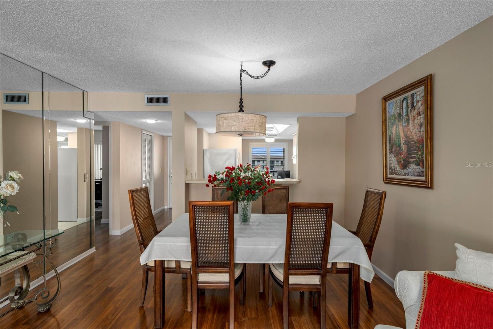 SAND PEBBLE POINTE CONDO 01 AMD 02 - Residential