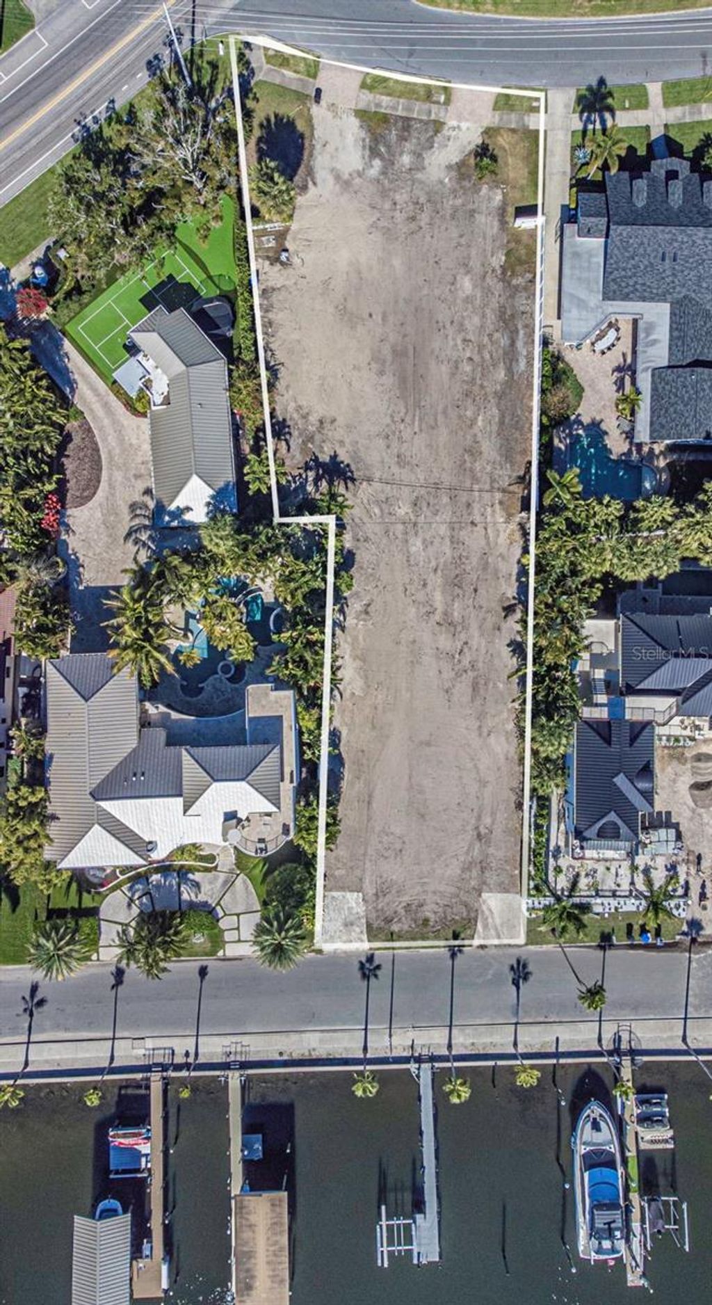 Photo of 140 Brightwaters Boulevard NE, St Petersburg, FL 33704 (MLS # TB8460961)