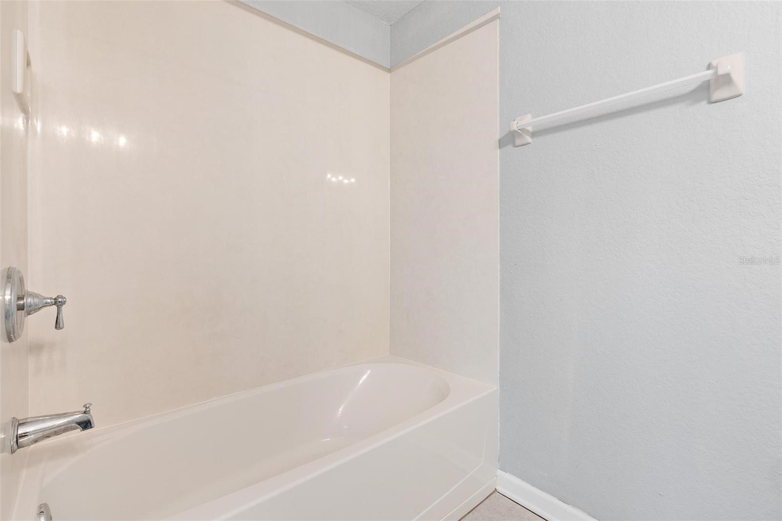 PROMENADES AT BELLA TRAE P 11 - Residential