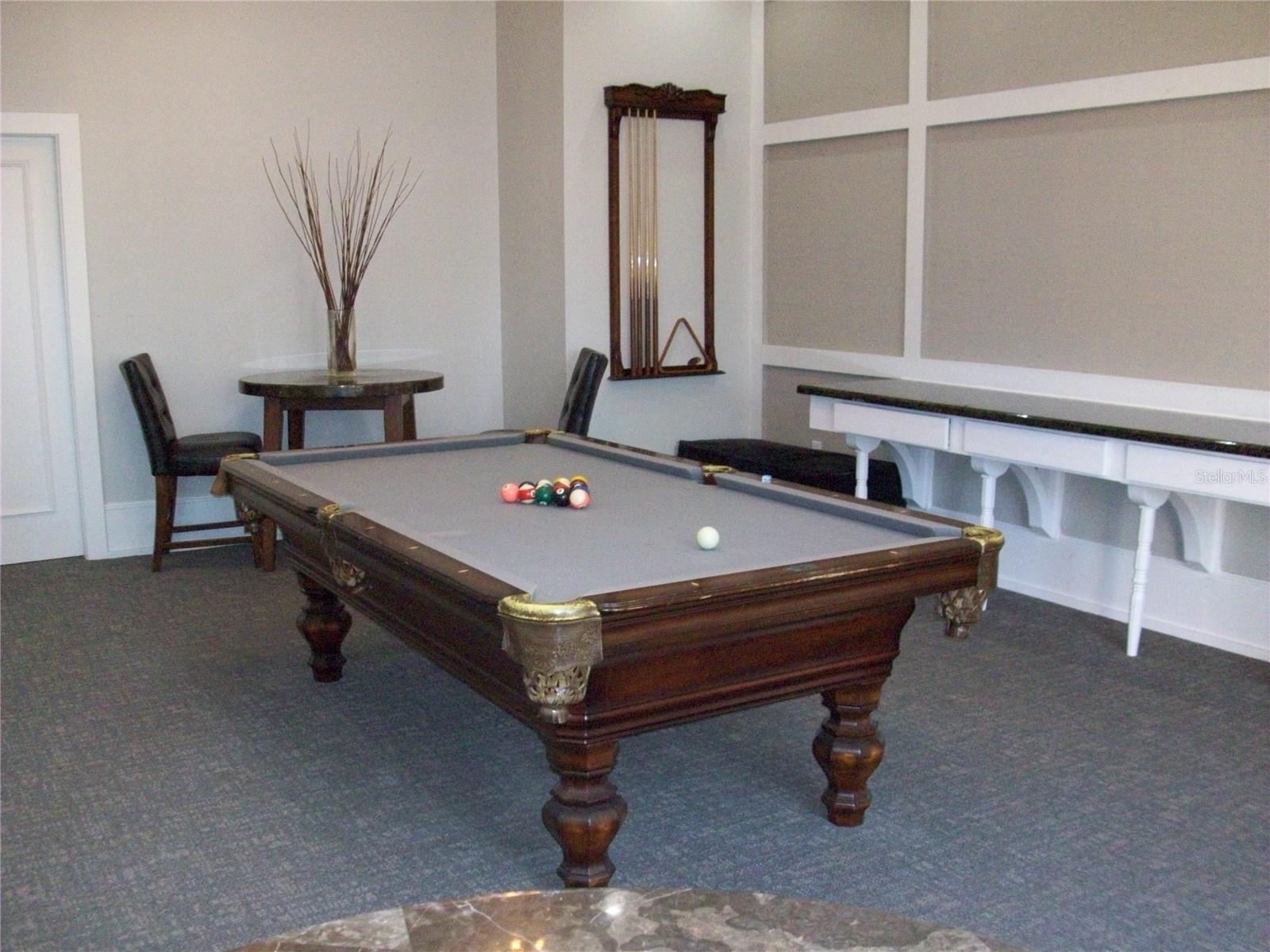 NOTTING HILL A CONDO - Residential