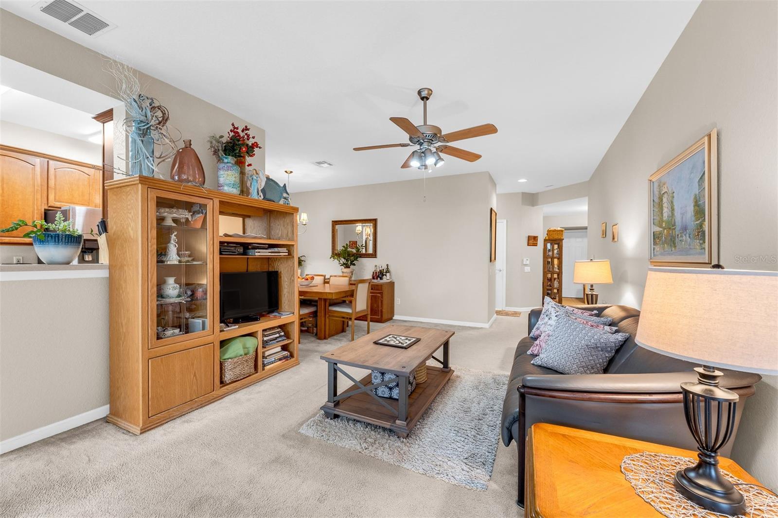 CARRIAGE HOMES AT DUNWOODY COMMONS A CONDO - Residential