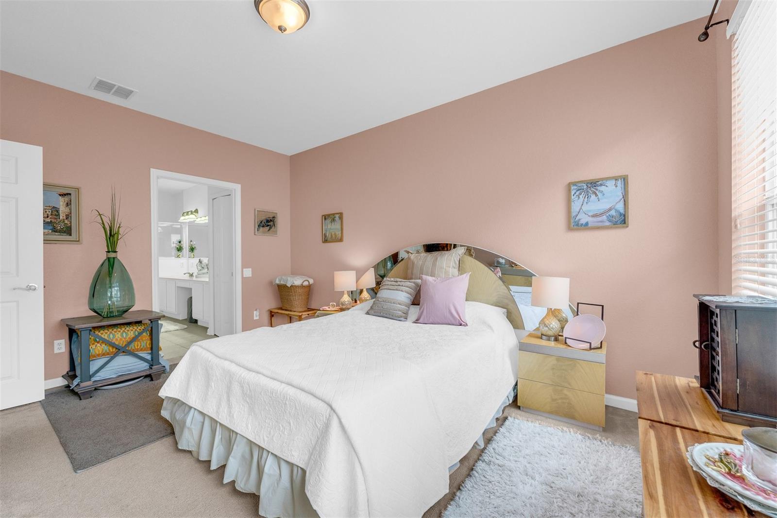 CARRIAGE HOMES AT DUNWOODY COMMONS A CONDO - Residential