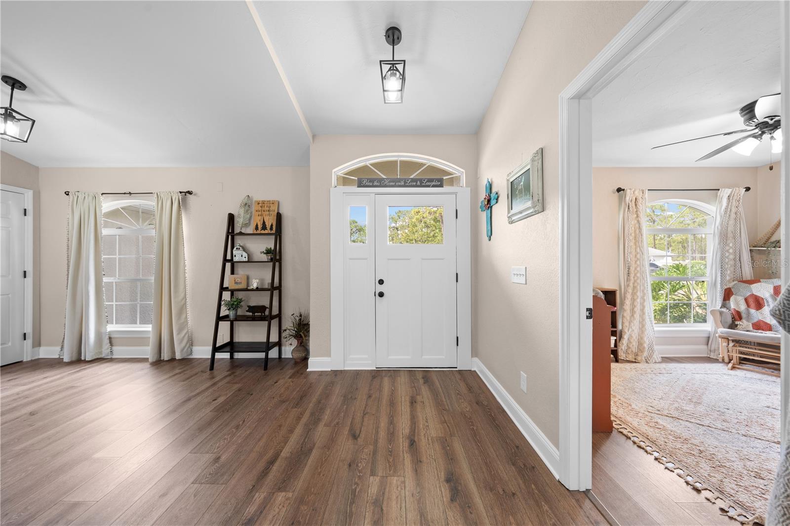 LOST LAKE ESTATES - Residential