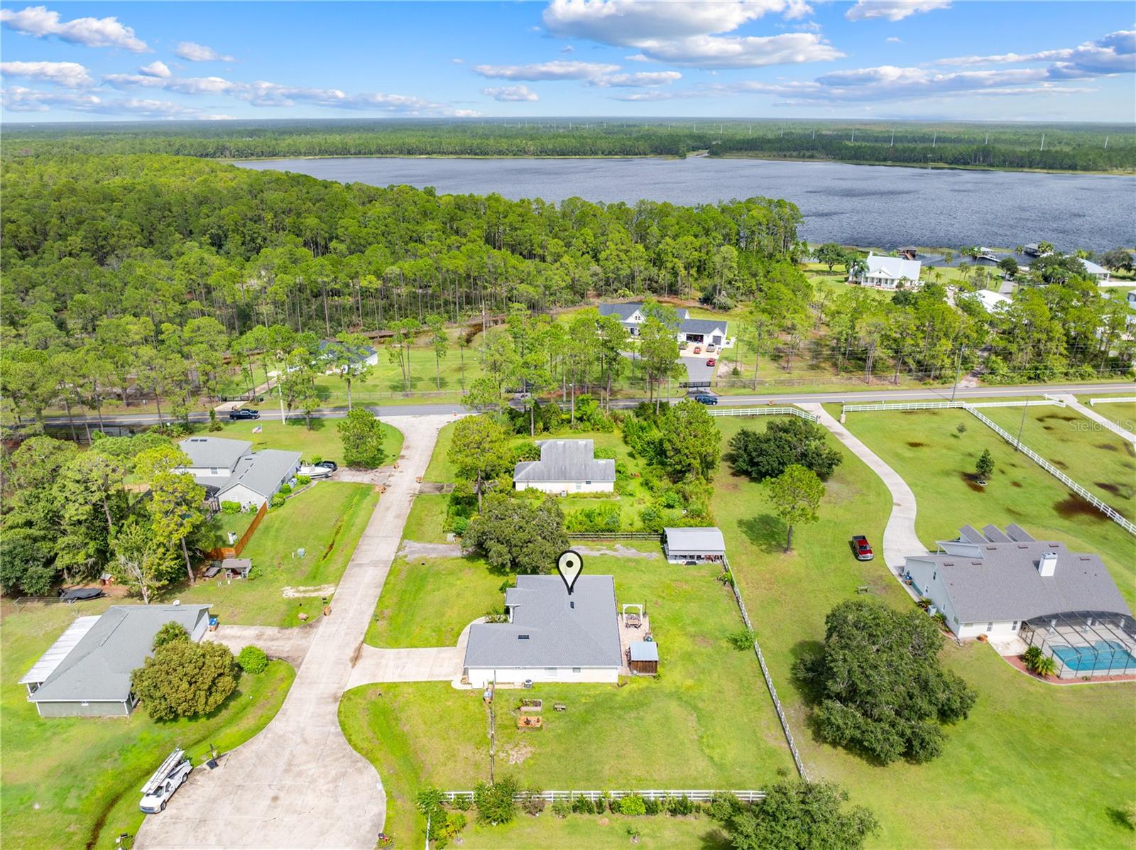 LOST LAKE ESTATES - Residential