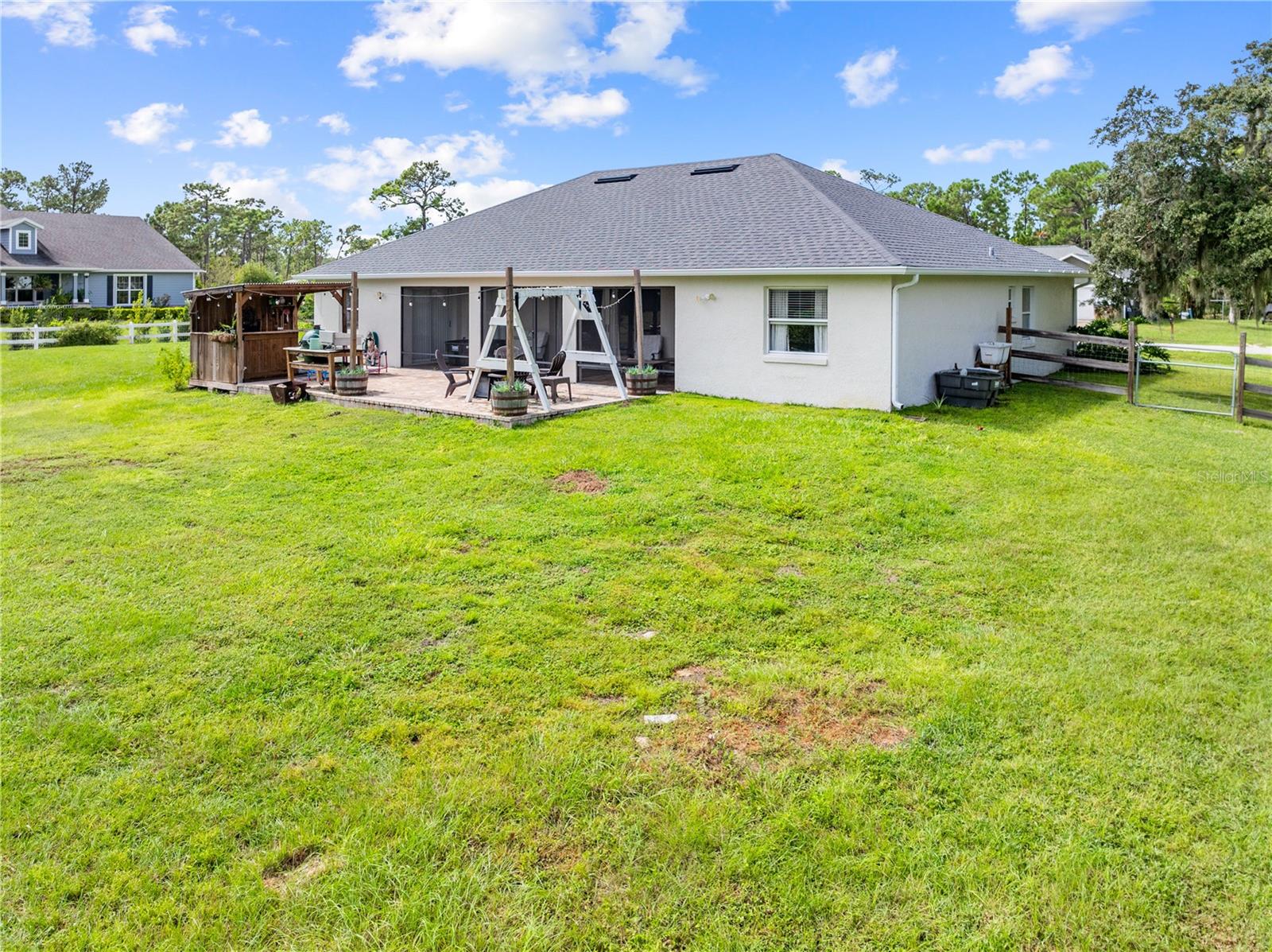 LOST LAKE ESTATES - Residential
