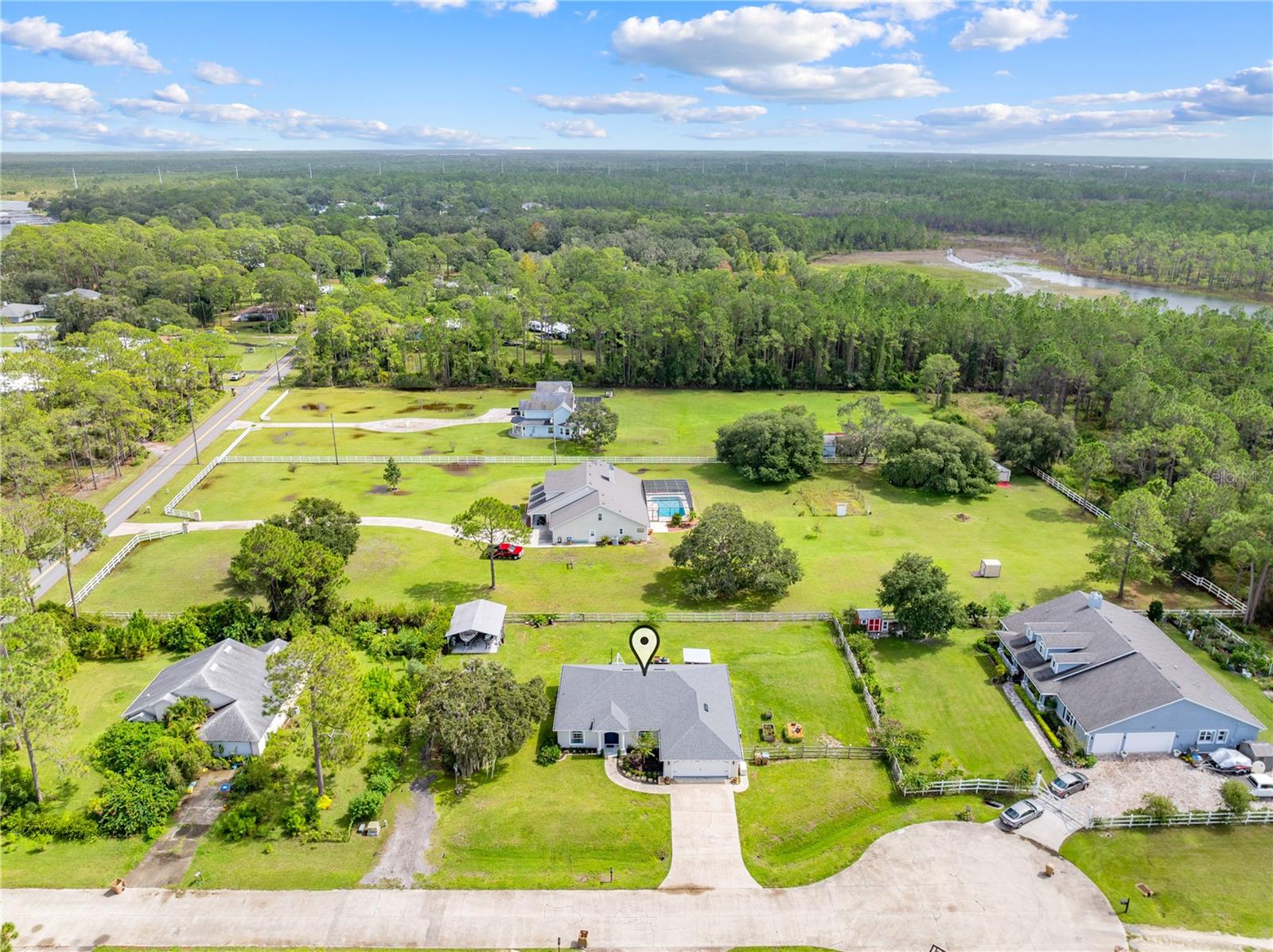 LOST LAKE ESTATES - Residential