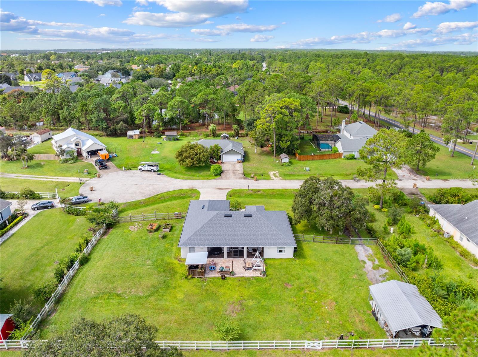 LOST LAKE ESTATES - Residential