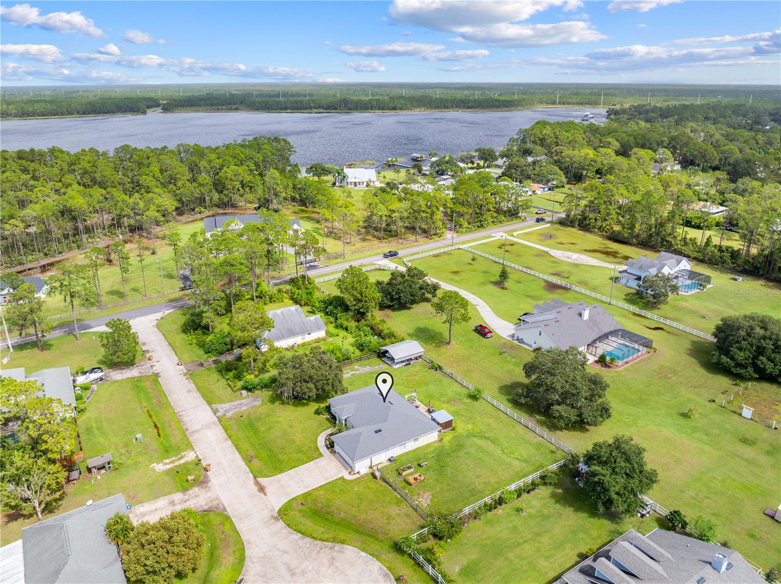 LOST LAKE ESTATES - Residential