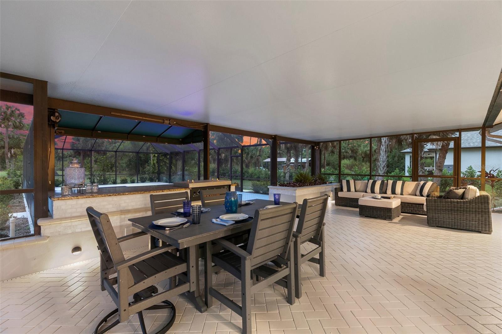 GOLDEN GATE ESTATE UNIT 194 - Residential Lease