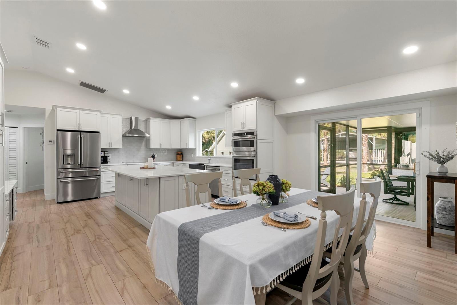 GOLDEN GATE ESTATE UNIT 194 - Residential Lease