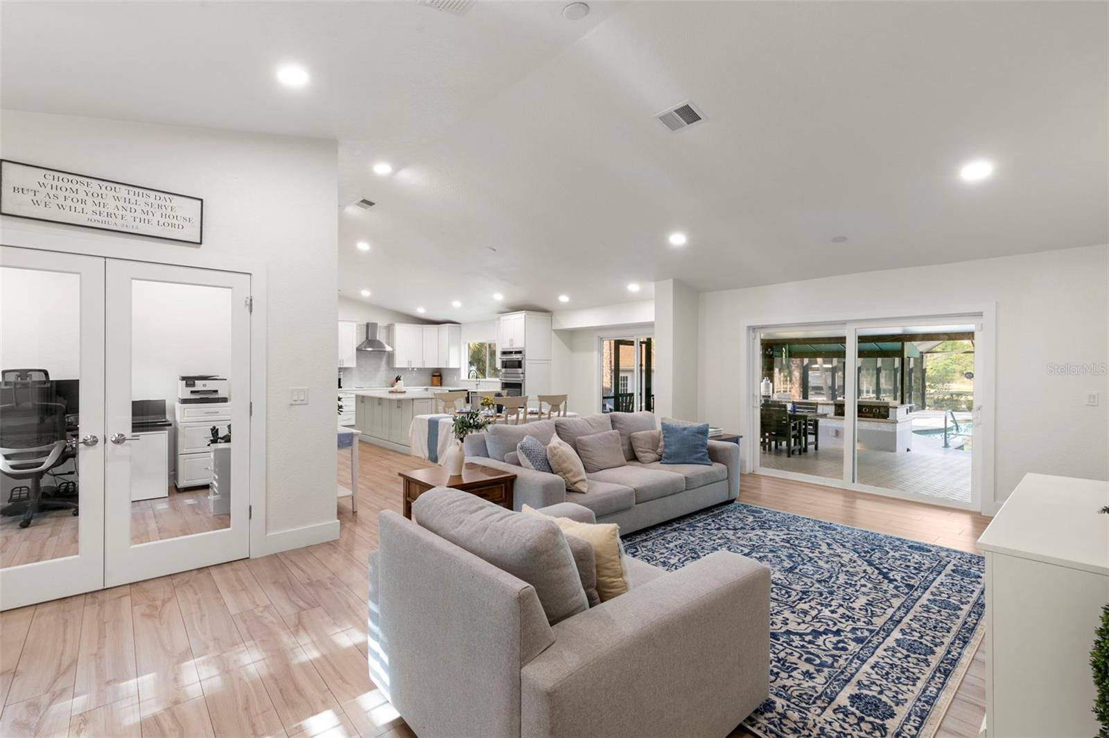 GOLDEN GATE ESTATE UNIT 194 - Residential Lease