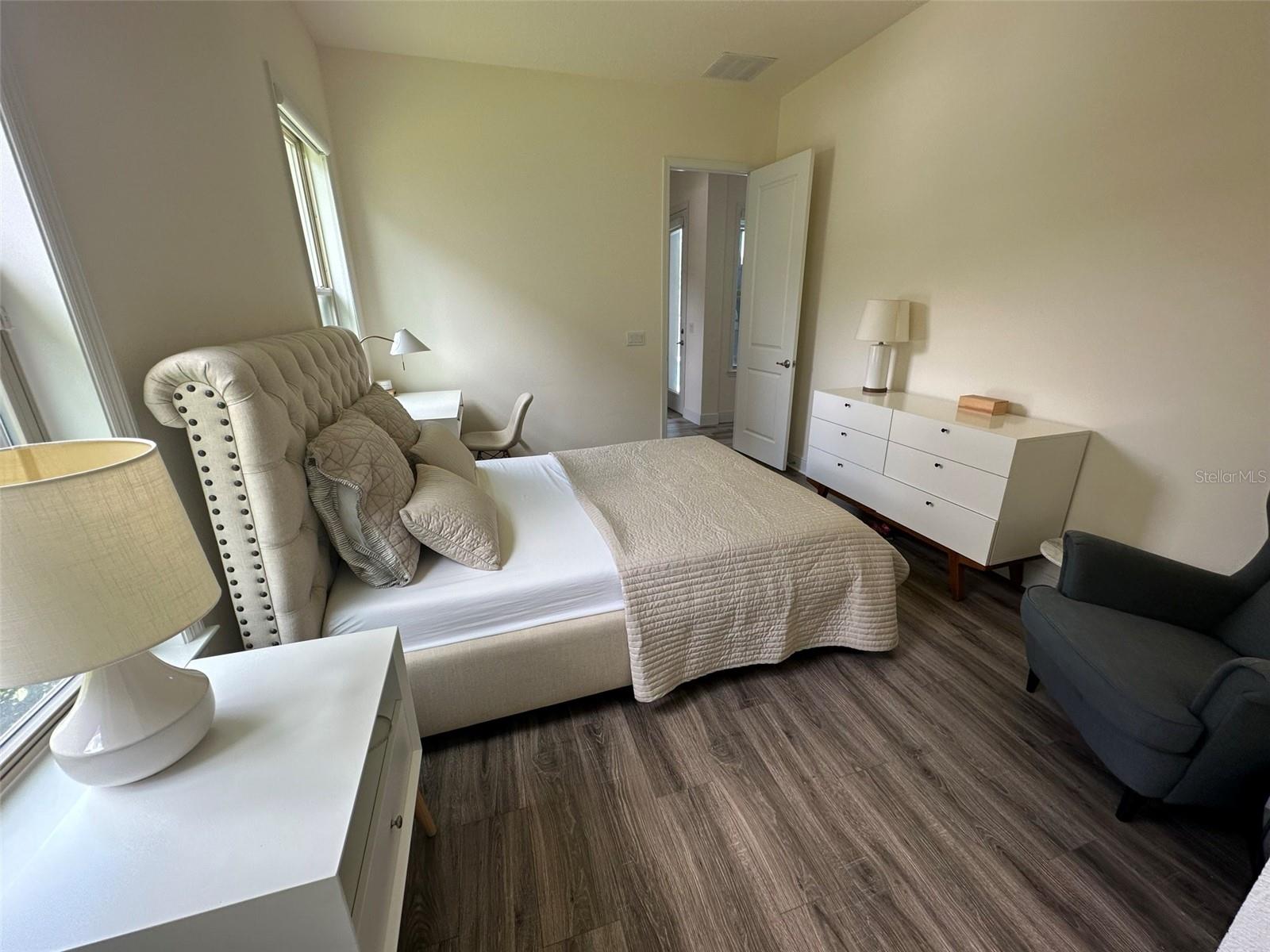 STEEPLE CHASE REP F - Residential Lease