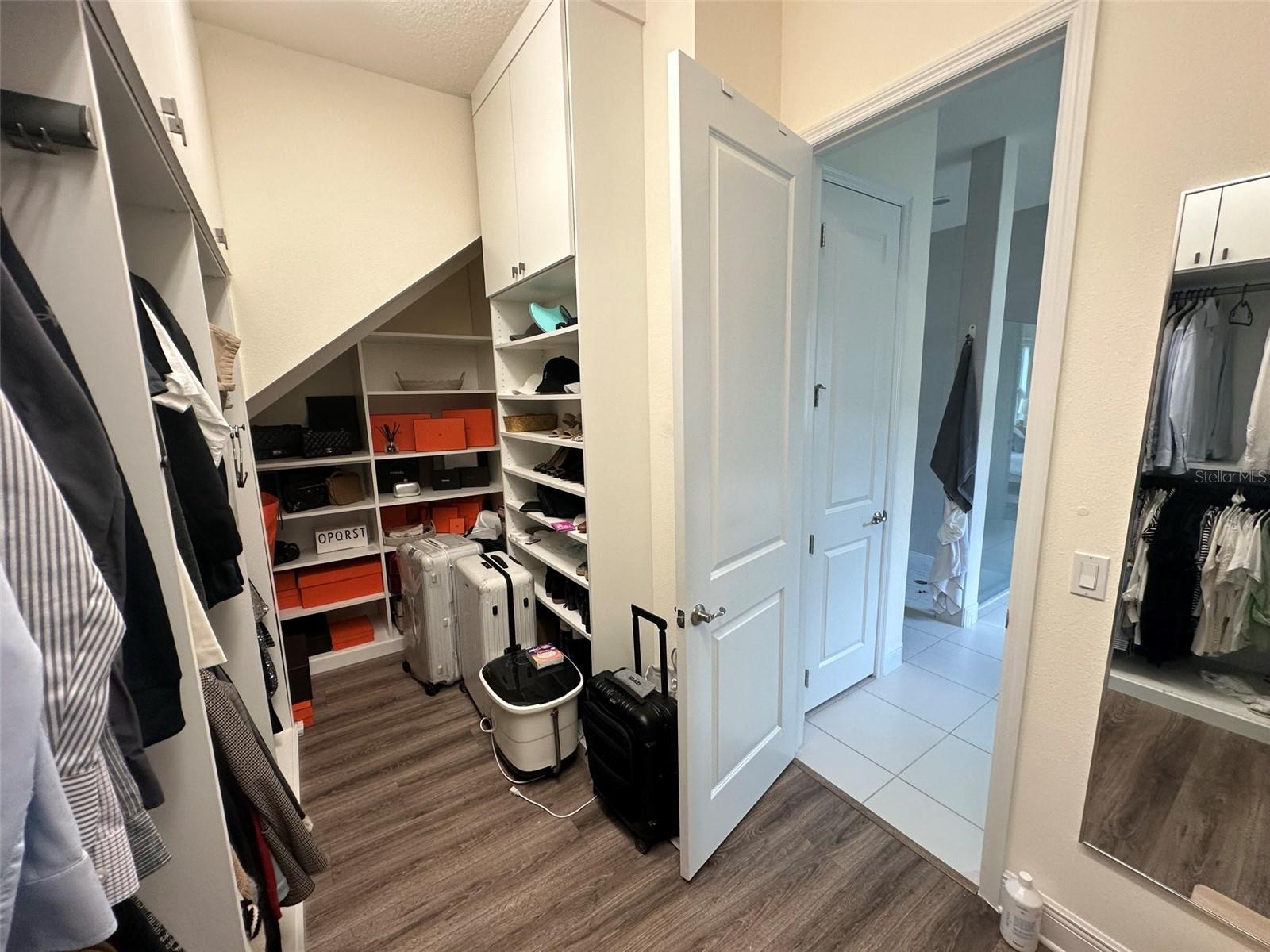 STEEPLE CHASE REP F - Residential Lease